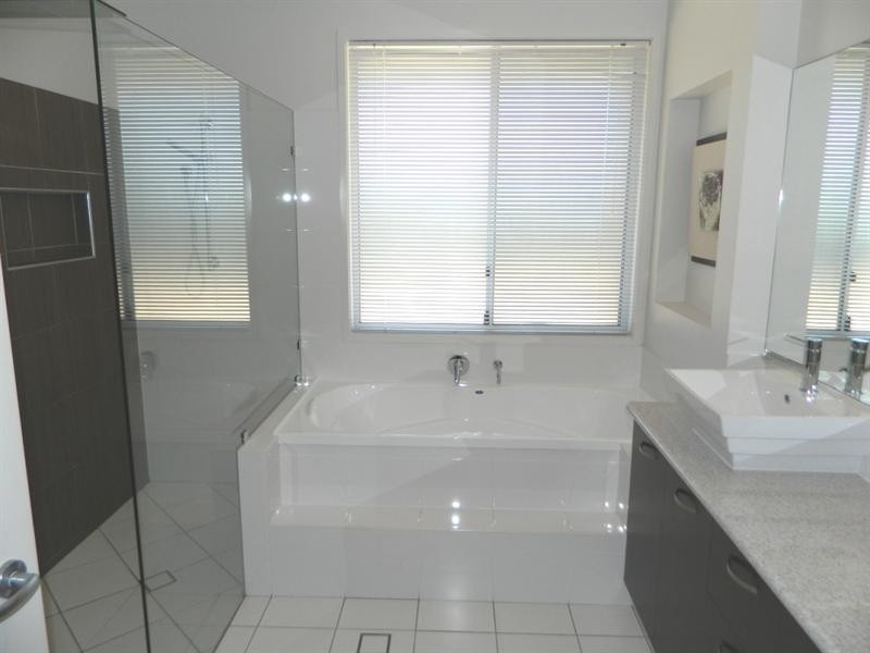 4 Brittany Court, Kingaroy QLD 4610