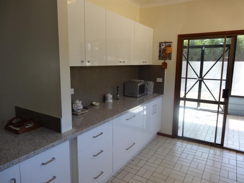 89 moore Street, Kingaroy QLD 4610