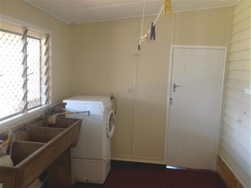 6 Earl Street, Kingaroy QLD 4610