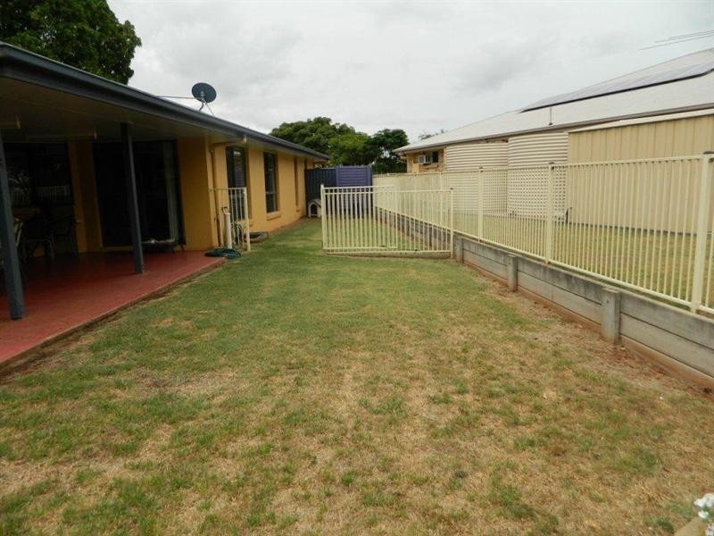 19 Cowie Drive, Kingaroy QLD 4610