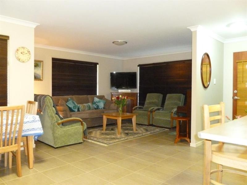 2 Dingle Close, Kingaroy QLD 4610