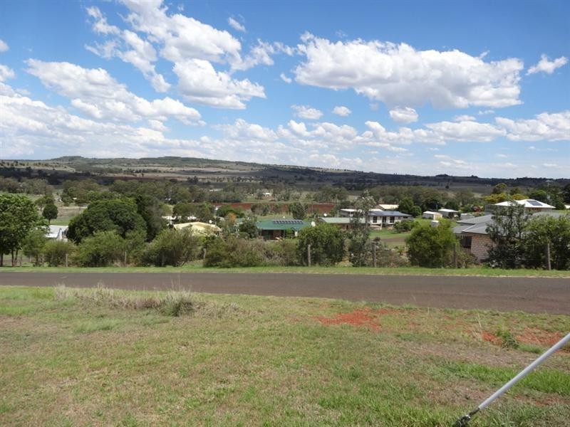 13 MAGNUSSENS Drive, Tingoora QLD 4608