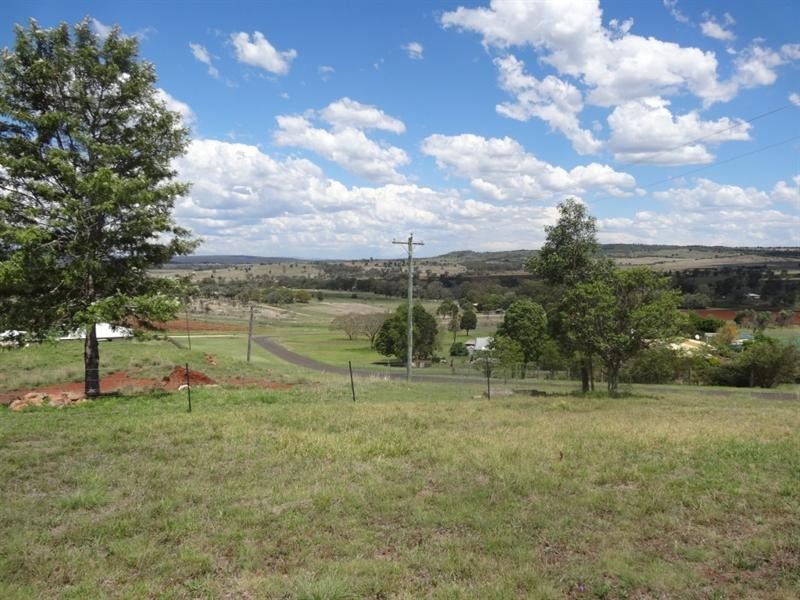 13 MAGNUSSENS Drive, Tingoora QLD 4608