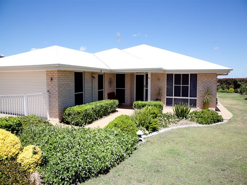25 Bridgeman Parade, Kingaroy QLD 4610