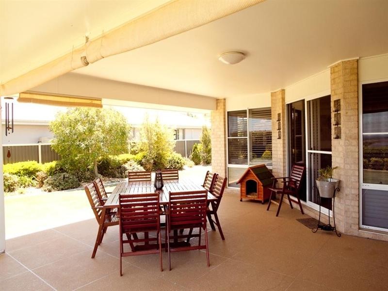 25 Bridgeman Parade, Kingaroy QLD 4610
