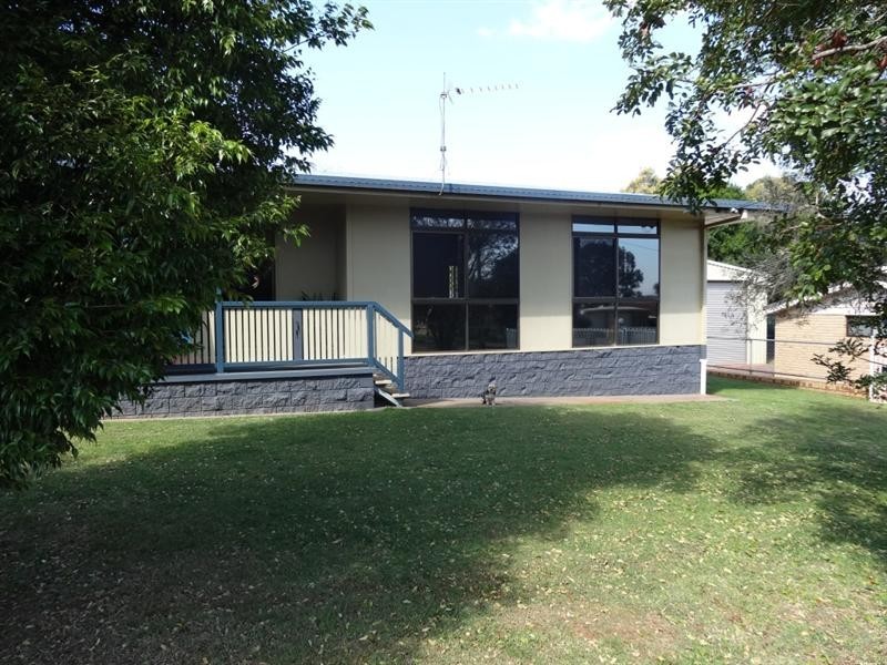 31 fairview Drive, Kingaroy QLD 4610