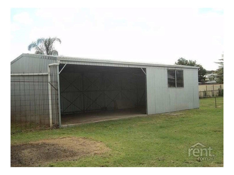 18 kefford Street, Kingaroy QLD 4610