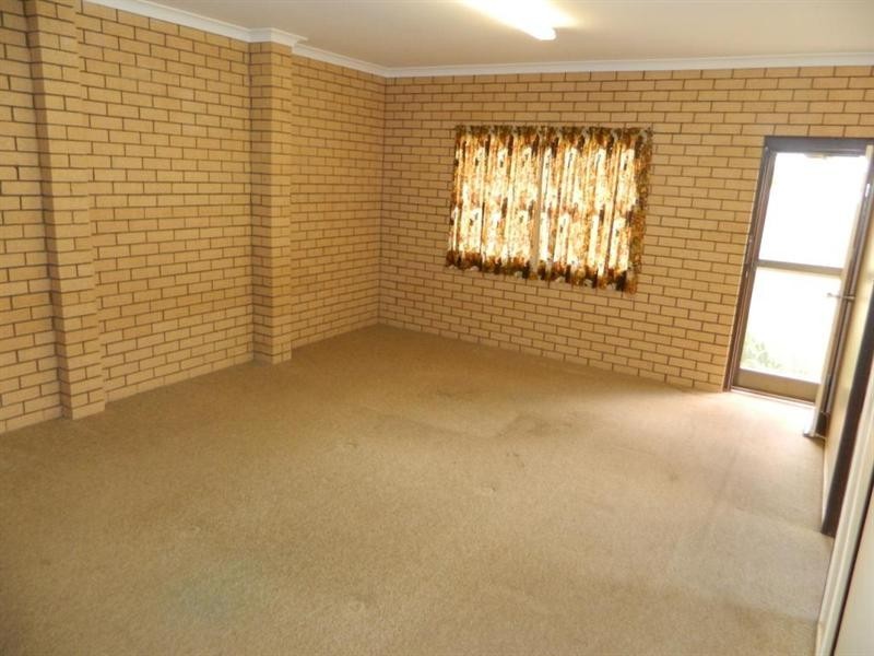 80 Moore Street, Kingaroy QLD 4610