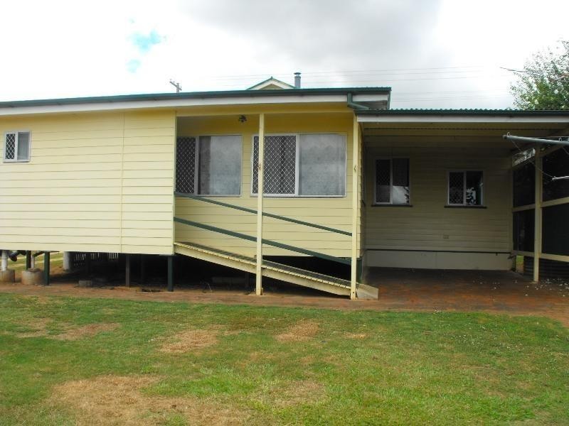 29 CARINYA, Kingaroy QLD 4610