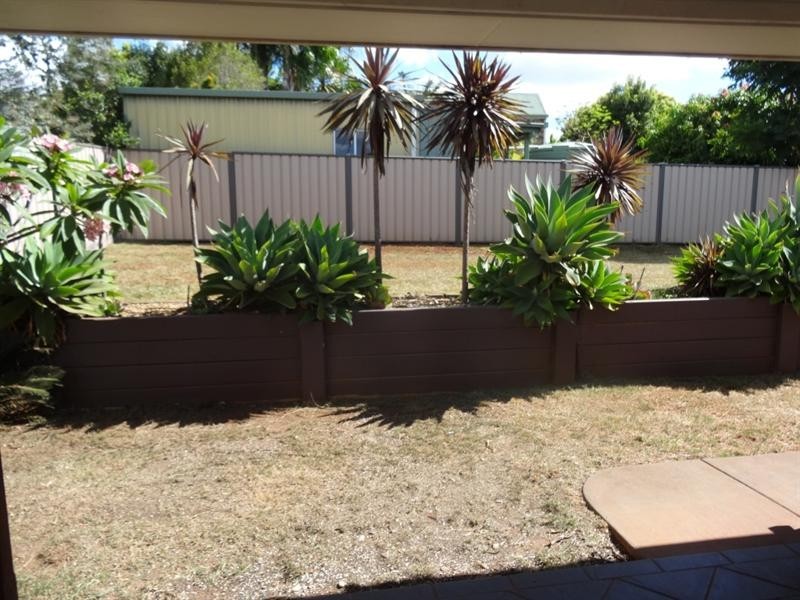 1 Poinciana Avenue, Kingaroy QLD 4610