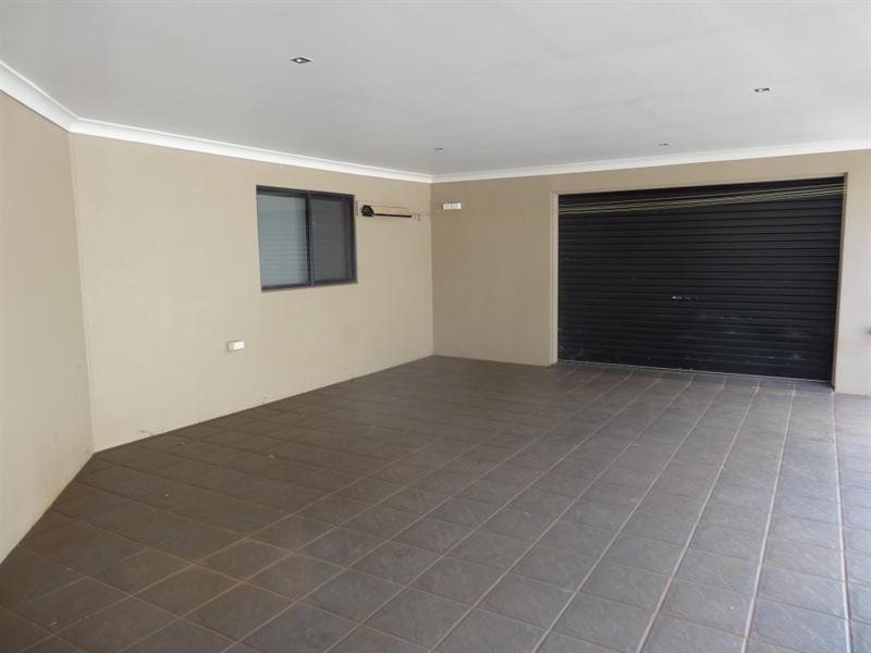 1 Poinciana Avenue, Kingaroy QLD 4610