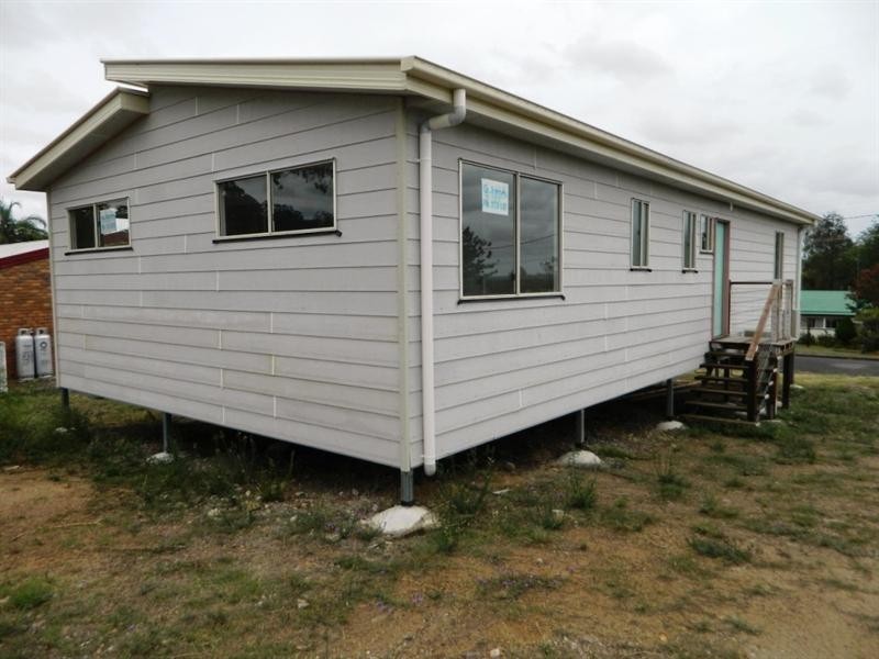96 Pring Street, Wondai QLD 4606