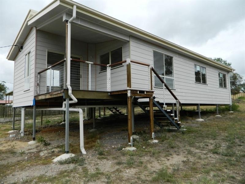 96 Pring Street, Wondai QLD 4606