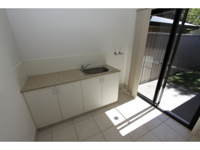 4/100 ALFORD Street, Kingaroy QLD 4610