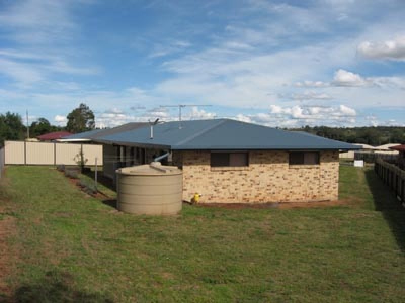 1and2/7 Summers Court, Kingaroy QLD 4610