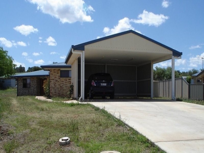 1and2/7 Summers Court, Kingaroy QLD 4610