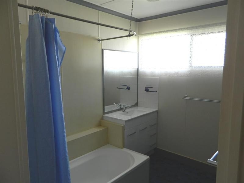 13 Booth Street, Kingaroy QLD 4610