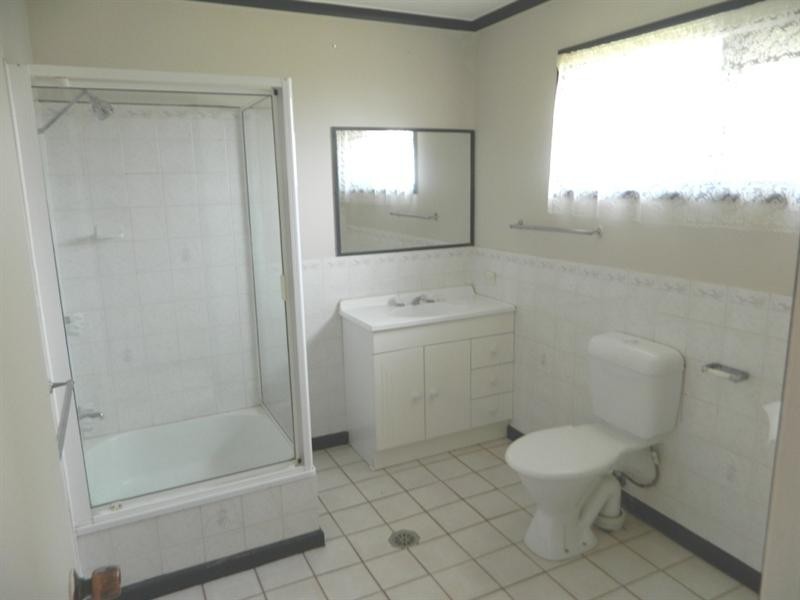 13 Booth Street, Kingaroy QLD 4610