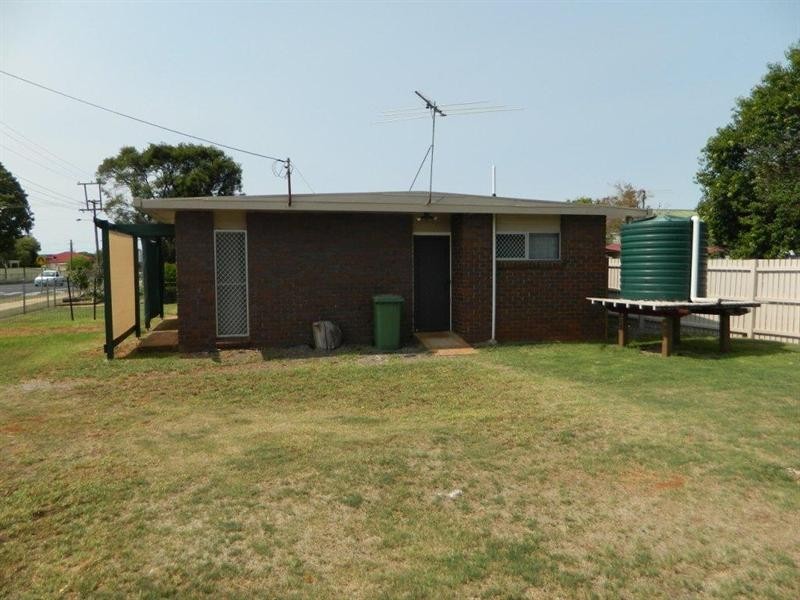 13 Booth Street, Kingaroy QLD 4610