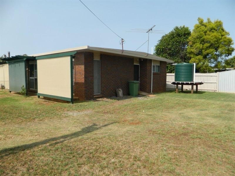 13 Booth Street, Kingaroy QLD 4610