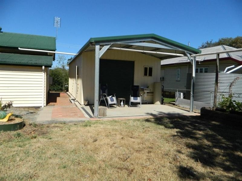 34 Albert Street, Kingaroy QLD 4610