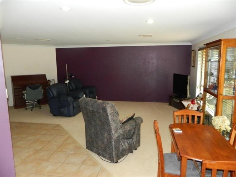 19 Cowie Drive, Kingaroy QLD 4610