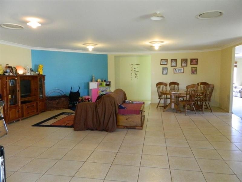 12 Daisy Court, Kingaroy QLD 4610