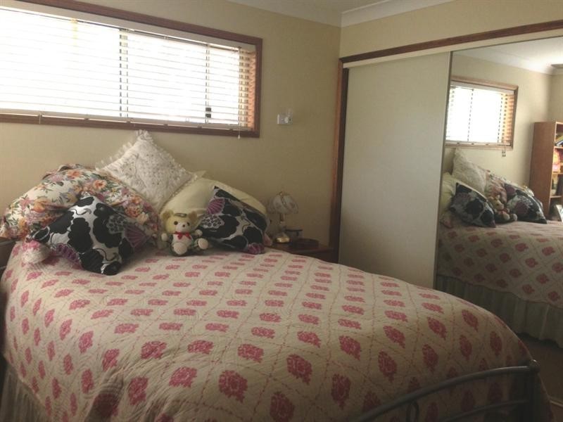 29 Bunker Avenue, Nanango QLD 4615