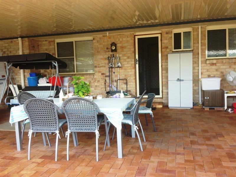 29 Bunker Avenue, Nanango QLD 4615