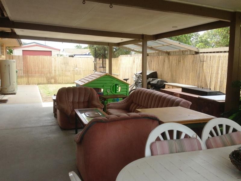 12 Normanby Street, Nanango QLD 4615