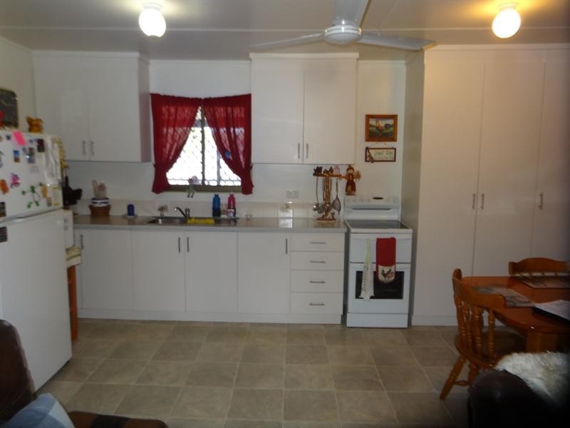 2064 MERMERAMBI-BARKERS, Nanango QLD 4615