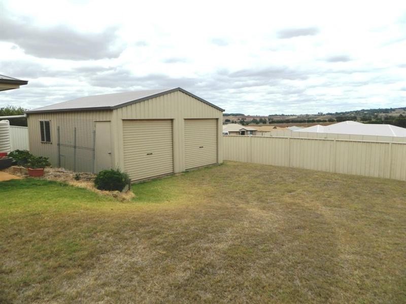 10 Poinciana Avenue, Kingaroy QLD 4610