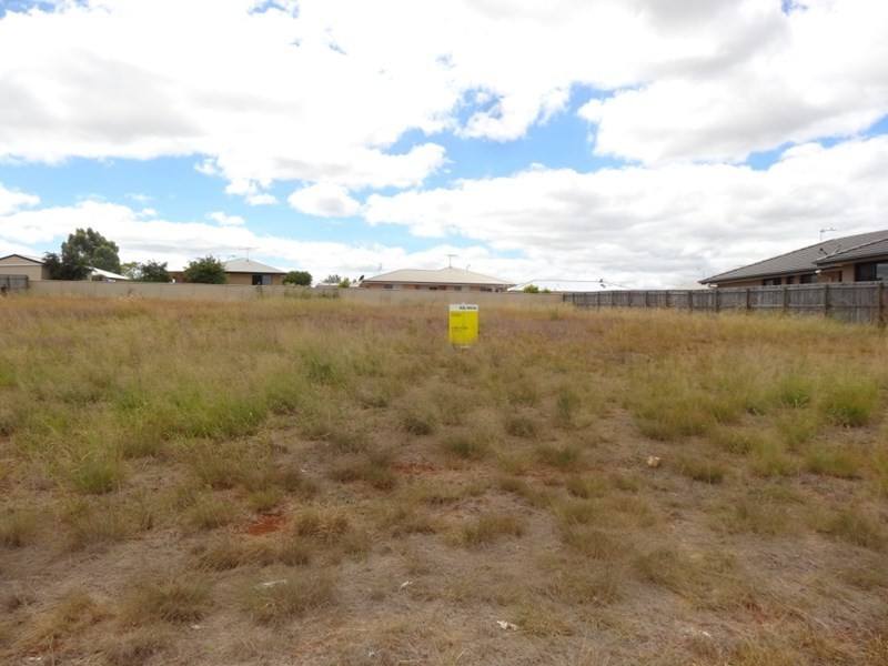 51 buckingham Street, Kingaroy QLD 4610