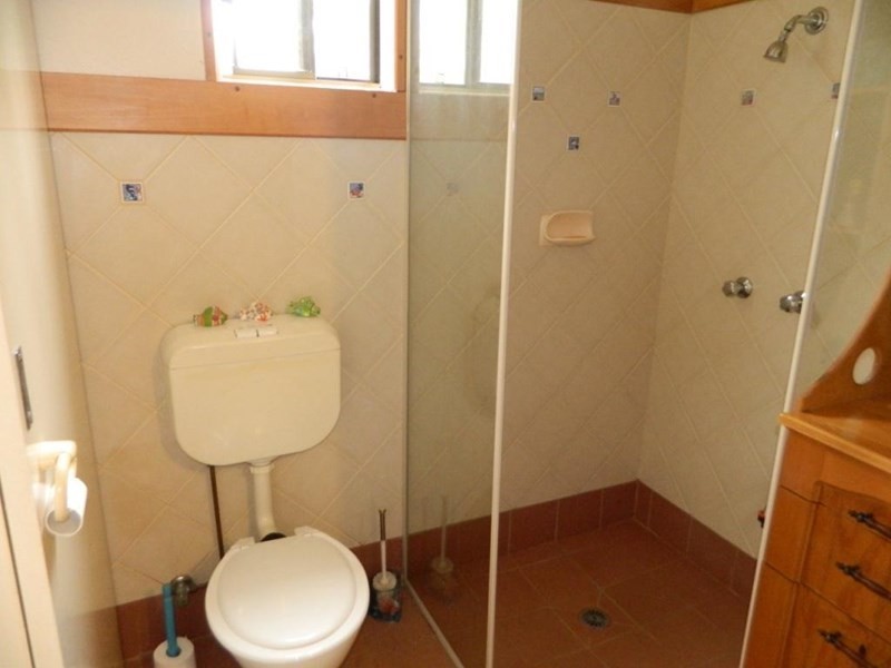 323 Mcauliffes Road, Booie QLD 4610