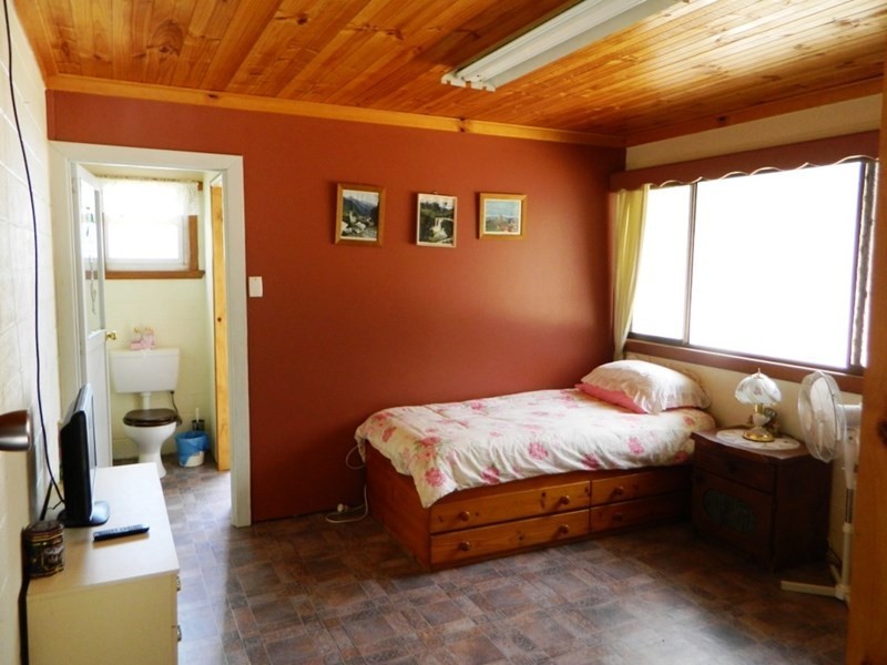 323 Mcauliffes Road, Booie QLD 4610