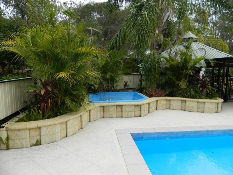 323 Mcauliffes Road, Booie QLD 4610