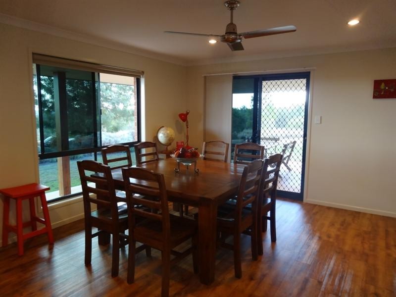 10 Panorama, Kingaroy QLD 4610