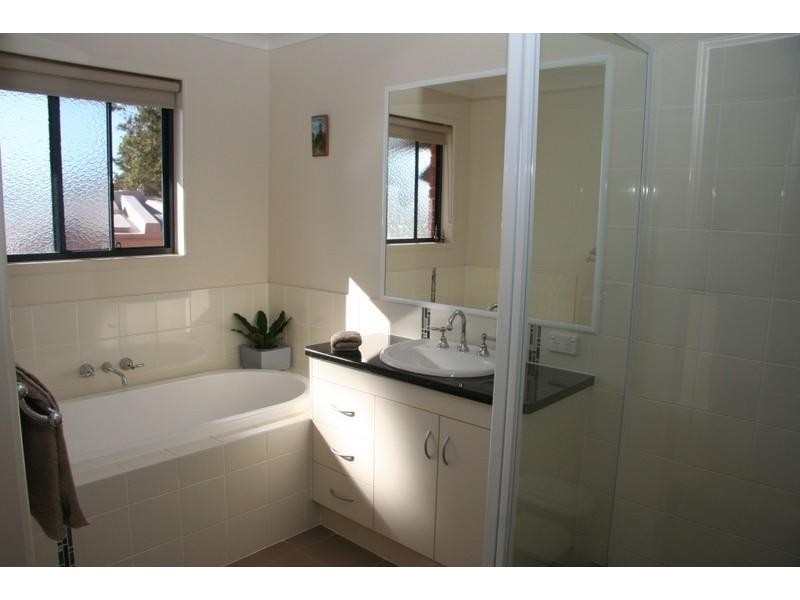 10 Panorama, Kingaroy QLD 4610