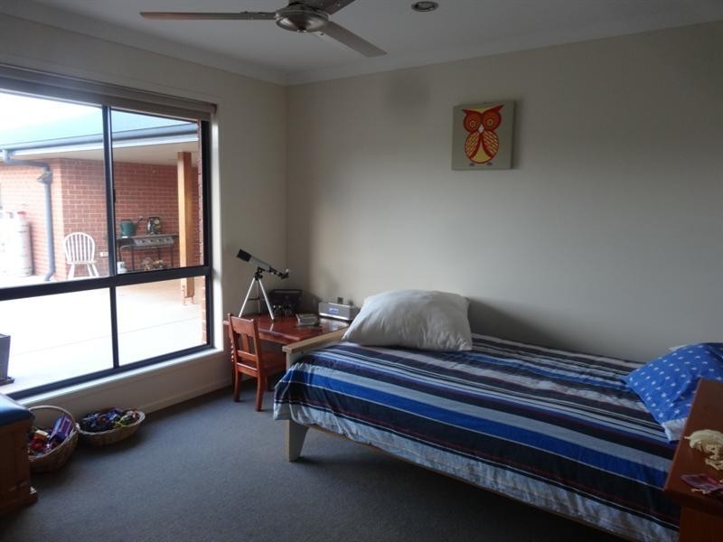 10 Panorama, Kingaroy QLD 4610