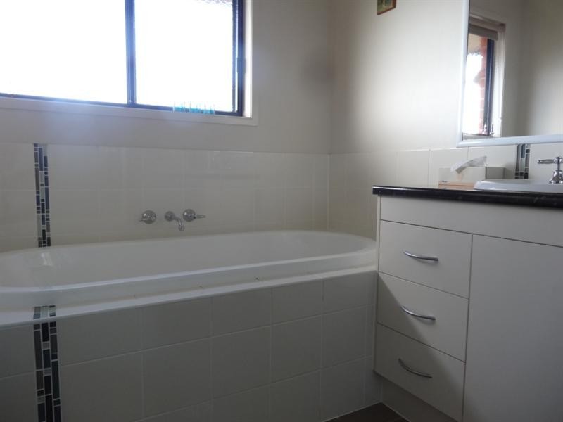 10 Panorama, Kingaroy QLD 4610