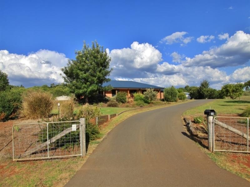 10 Panorama, Kingaroy QLD 4610