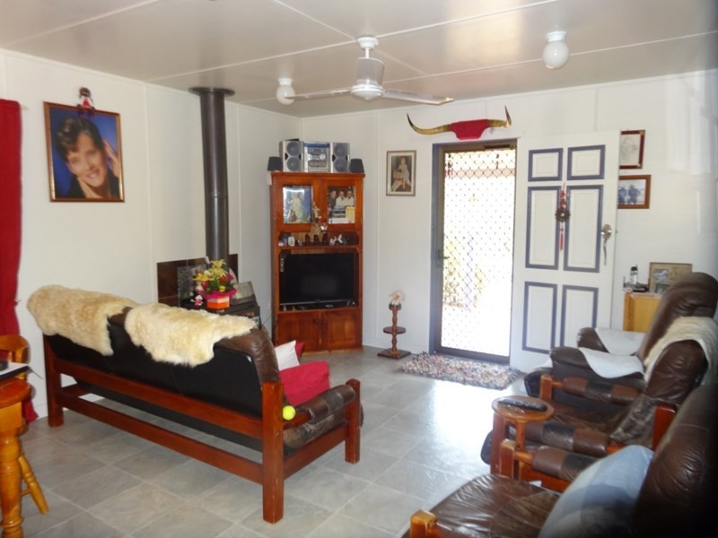 2064 MERMERAMBI-BARKERS, Nanango QLD 4615
