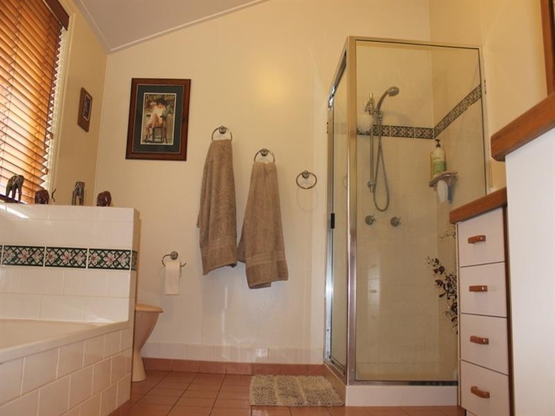 152 KINGAROY COOYAR Road, Kingaroy QLD 4610