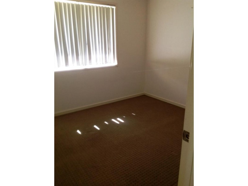 18 Clarence Street, Cooyar QLD 4402