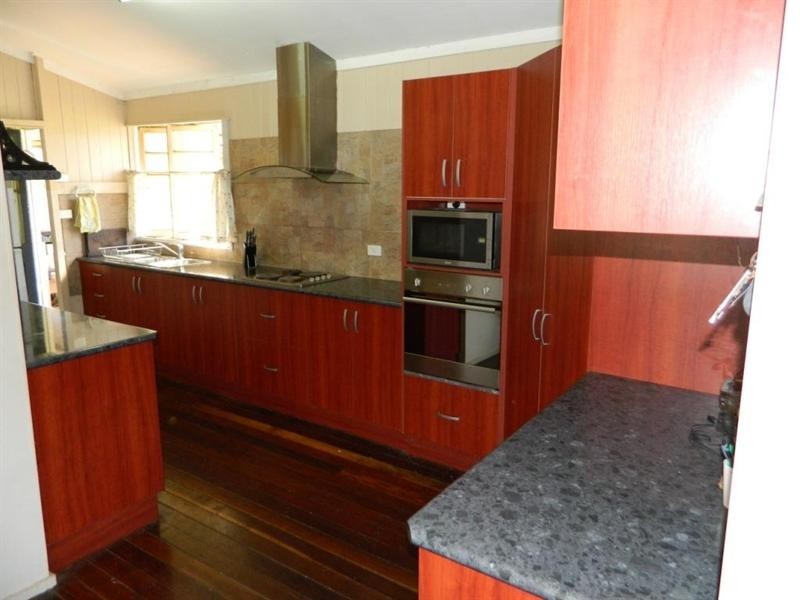 29 Main Street, Tingoora QLD 4608