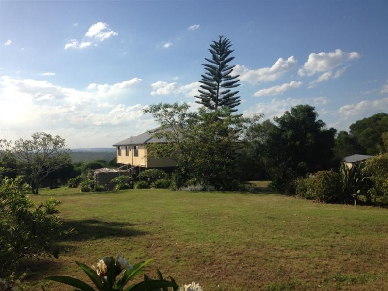 89 Anderson Road, Nanango QLD 4615