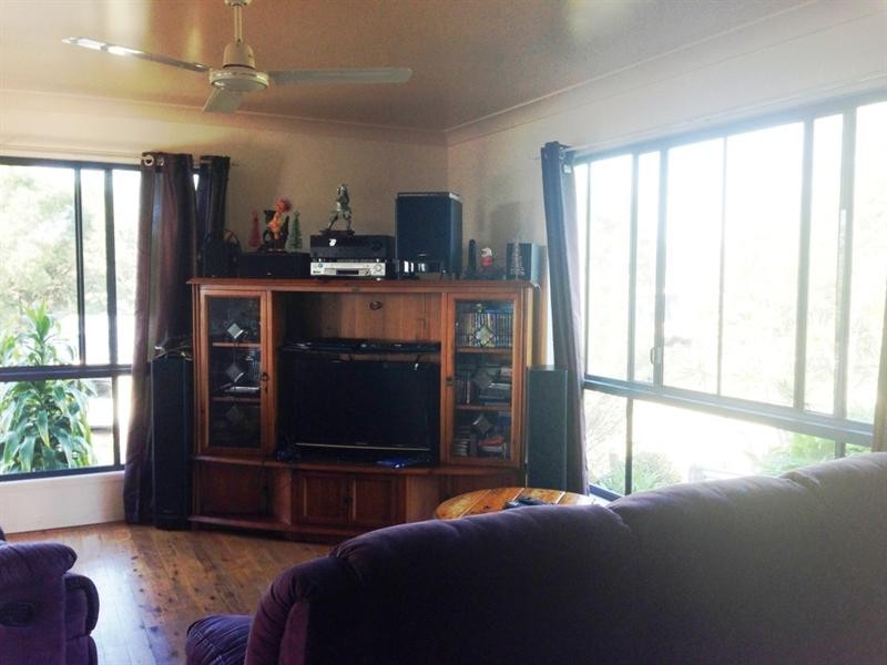 89 Anderson Road, Nanango QLD 4615