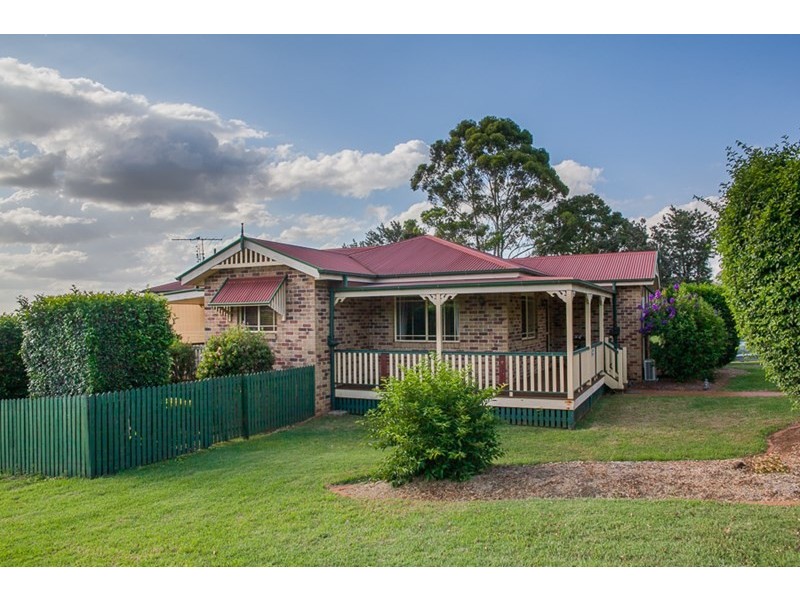 66 moore Street, Kingaroy QLD 4610