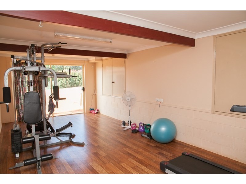 66 moore Street, Kingaroy QLD 4610