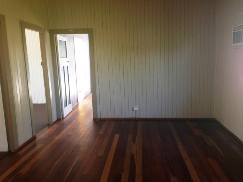 22 Gipps Street, Nanango QLD 4615